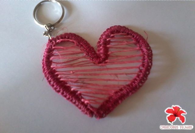 llavero en forma de corazon